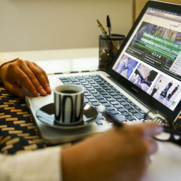Número de trabalhadores em home office diminui em novembro de 2020