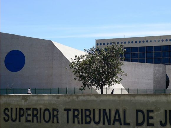 STJ autoriza mulher arrependida a retomar nome de solteira