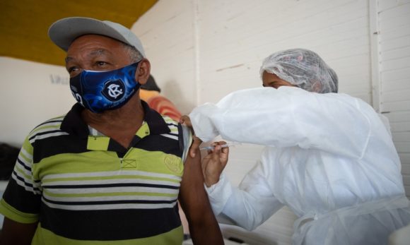 Idosos com 70 anos ou mais de Barcarena serão vacinados nesta quinta (25)