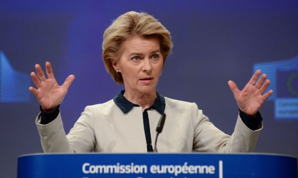 Presidente da Comissão Europeia pede fim de “atrocidades” em Myanmar