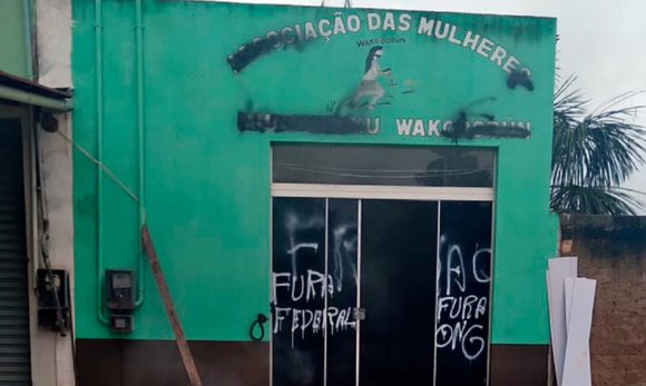 Sede de associação de mulheres indígenas contrárias à mineração ilegal no Pará é atacada por garimpeiros