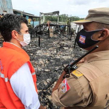 up_ag_25641_ca2c9290-4509-6aab-40a8-ba04f1af8f10 Governo do Pará presta assistência às vitimas de incêndio em Icoaraci