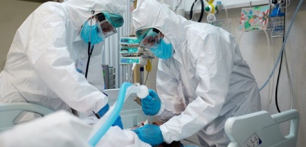 Covid: Variante acelera intubação de jovens e SP orienta procurar ajuda no 1º dia de sintomas