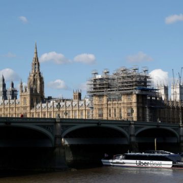 2020-08-03t094232z_1882278710_rc296i9o21p9_rtrmadp_3_britain-uber Premiê britânico lança programa de testagem em massa para reabertura