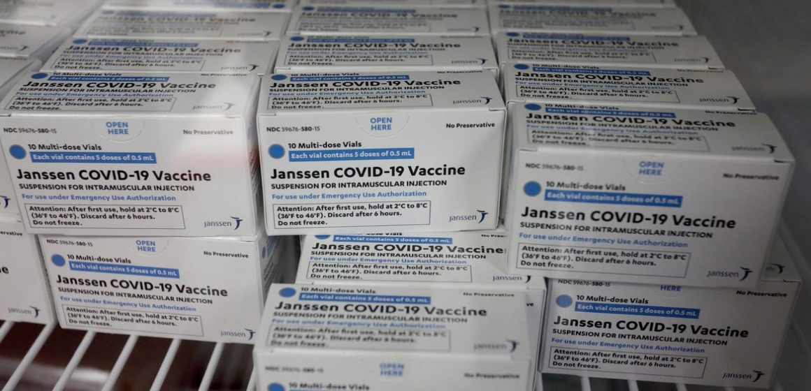 Painel dos EUA quer mais dados antes de decidir sobre vacina da J&J