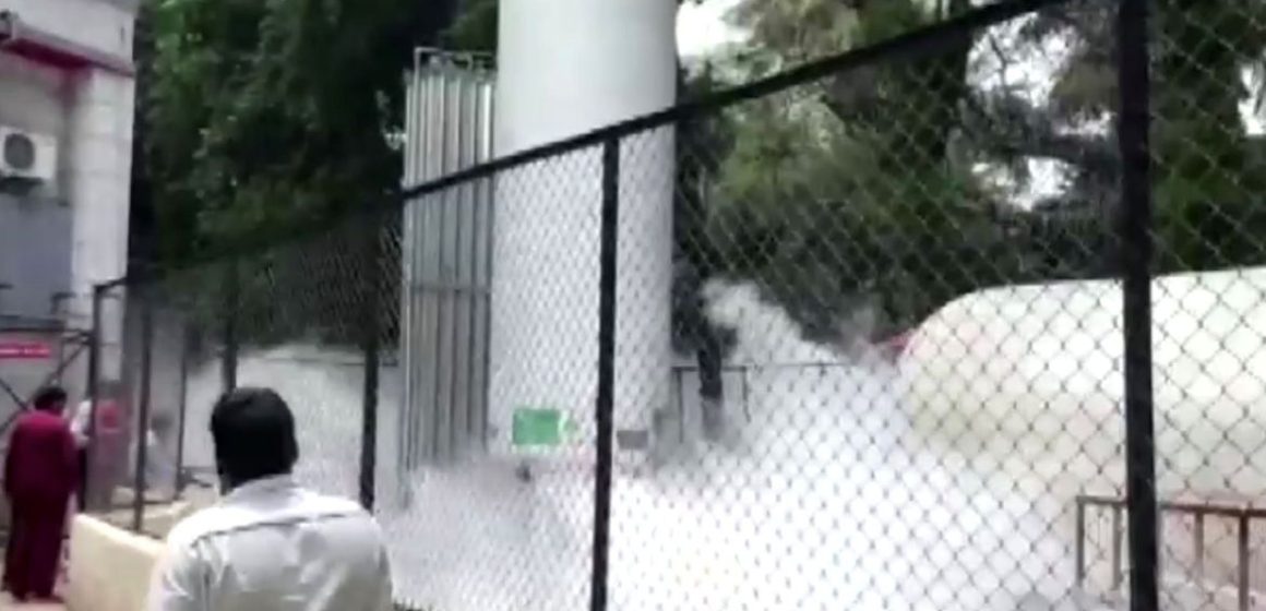 Vazamento de oxigênio na Índia causa morte de 22 pacientes internados
