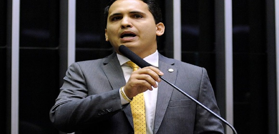 Cássio Andrade é autor de Subcomissão Especial sobre descoberta de Petróleo na Região Norte