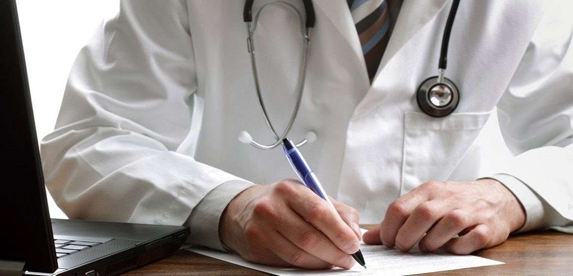 Doctor-reteta-medicala Pará: estudante é preso ao se passar por médico