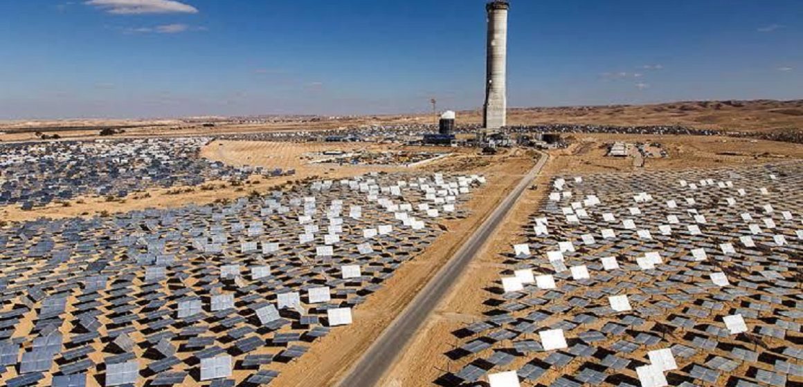 A maior torre de energia solar do mundo encontra-se em Israel