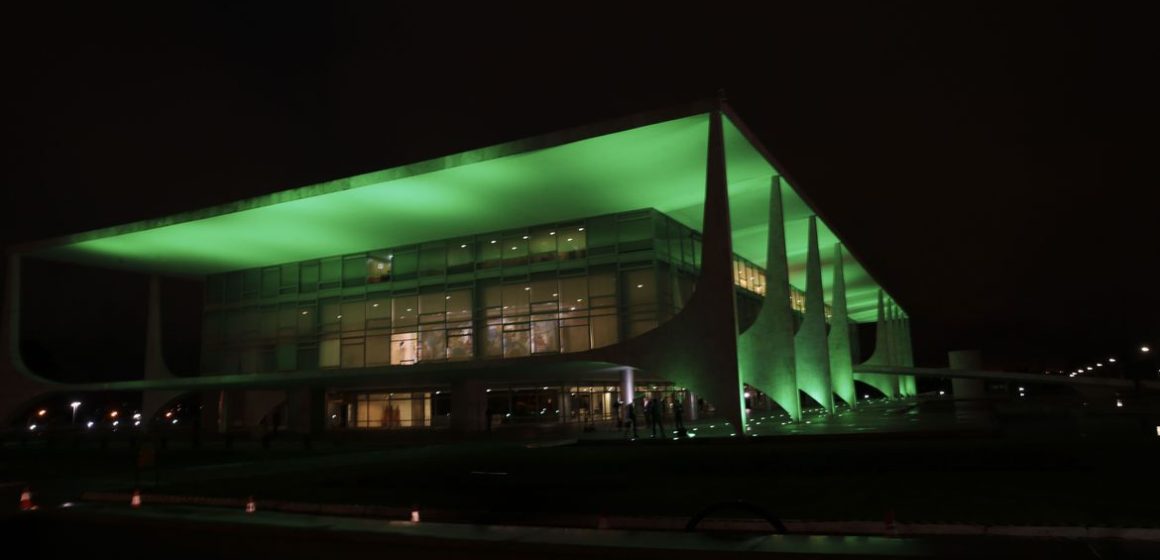 Brasília 60 anos - Palácio do Planalto Projeto do governo quer retomar programas de auxílio a empresas