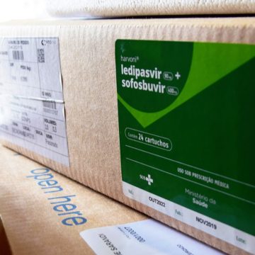 Covid-19: 1.141 municípios relatam risco de ficar sem kit intubação