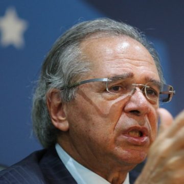 Paulo Guedes sob ‘fogo cerrado’ e já há bolsa de apostas para substituí-lo
