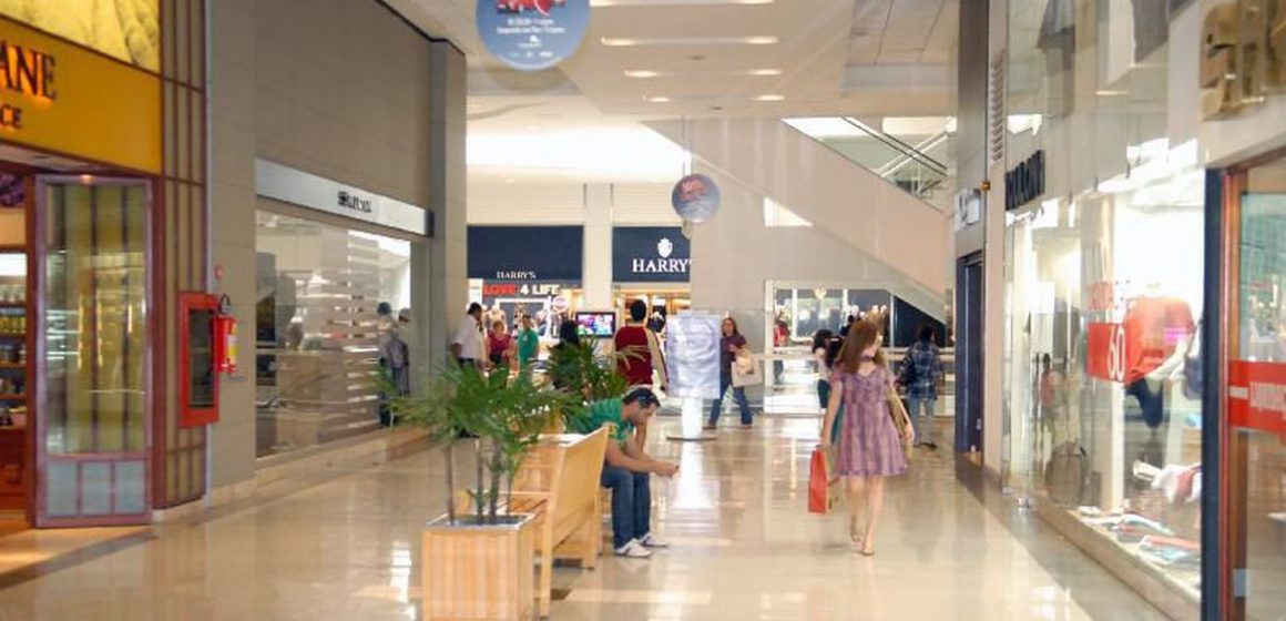 shopping_vazio Mais da metade dos brasileiros quer comprar presentes no Dia das Mães
