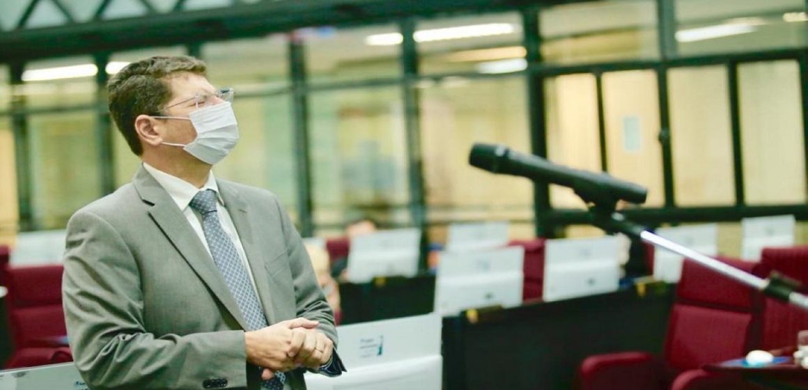 Aprovado na Comissão de Constituição e Justiça o projeto do Executivo sobre IPVA