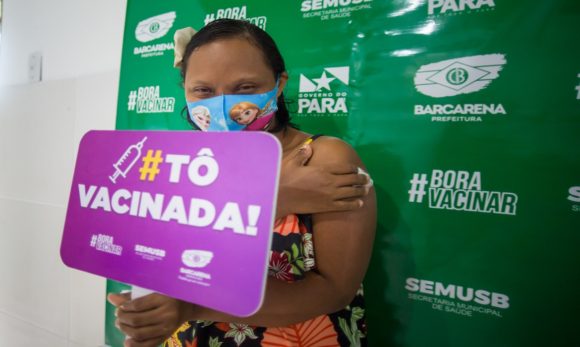 Prefeitura de Barcarena vacina pessoas com comorbidades