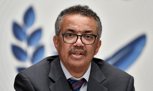 Diretor da OMS pede que países forneçam mais vacinas a países pobres
