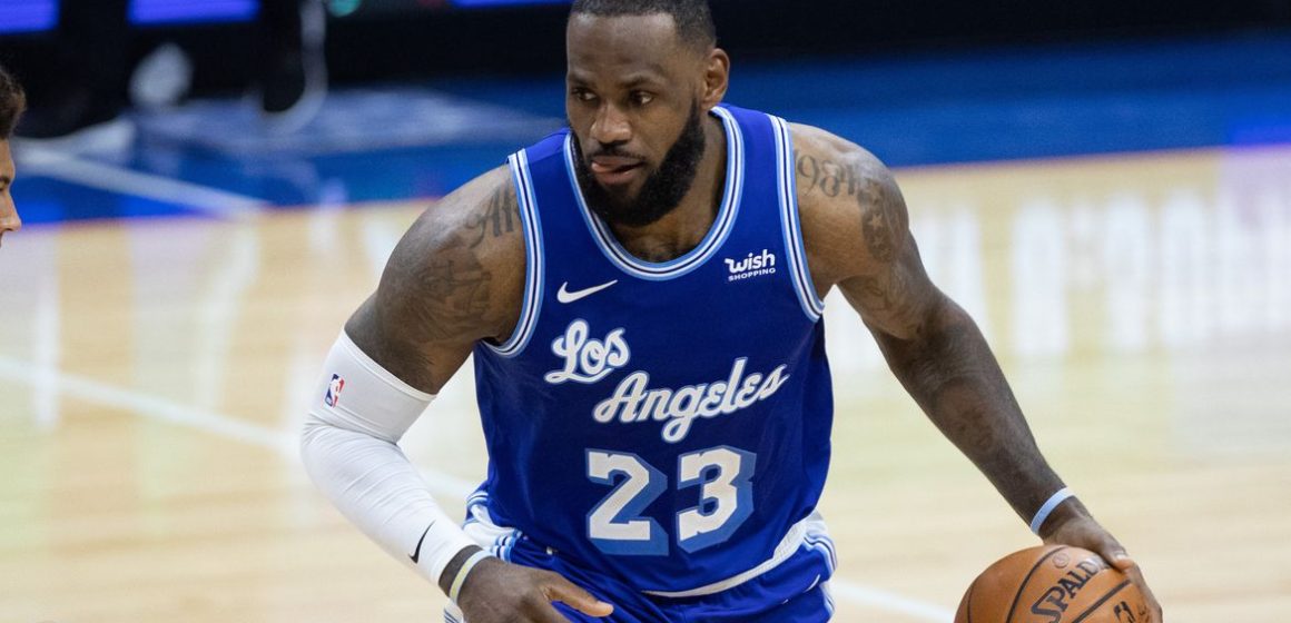 NBA não vê risco em violação de protocolo da covid-19 por LeBron James