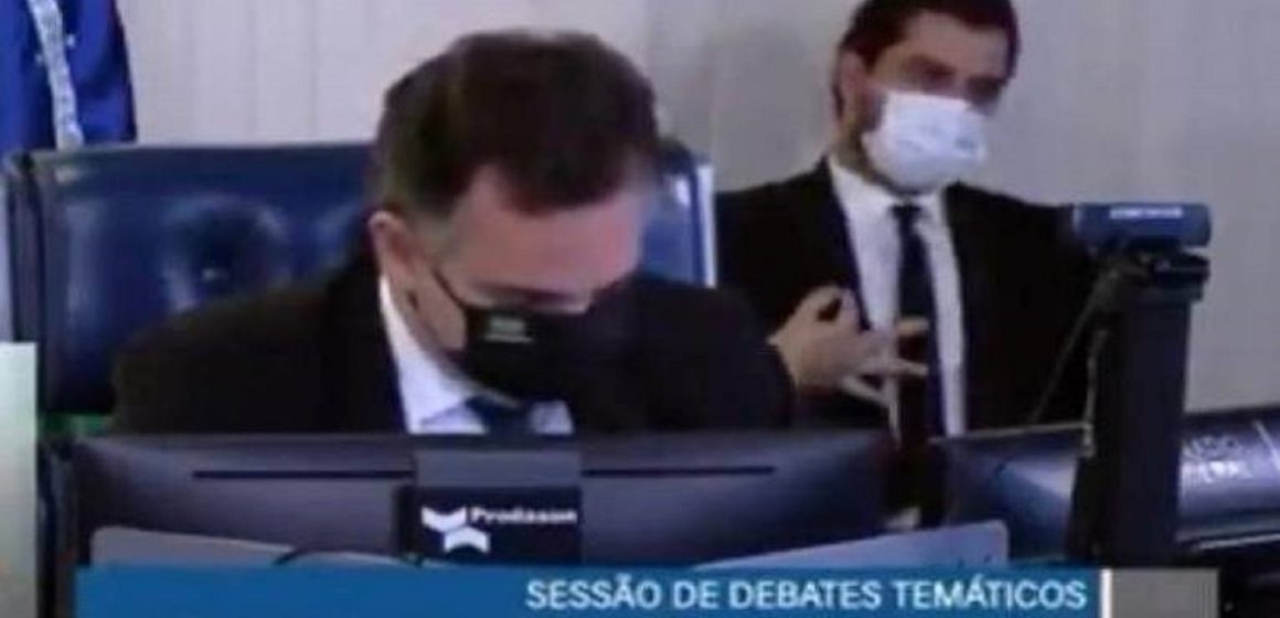 Investigação conclui que assessor de Bolsonaro fez gesto racista em sessão no Senado