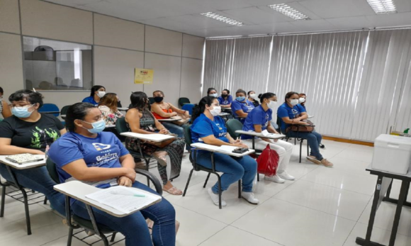 Profissionais de saúde de Belém são capacitados para aplicação da vacina da Pfizer