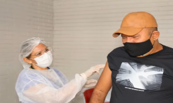 Agentes de segurança pública de Parauapebas começam a ser vacinados contra a Covid