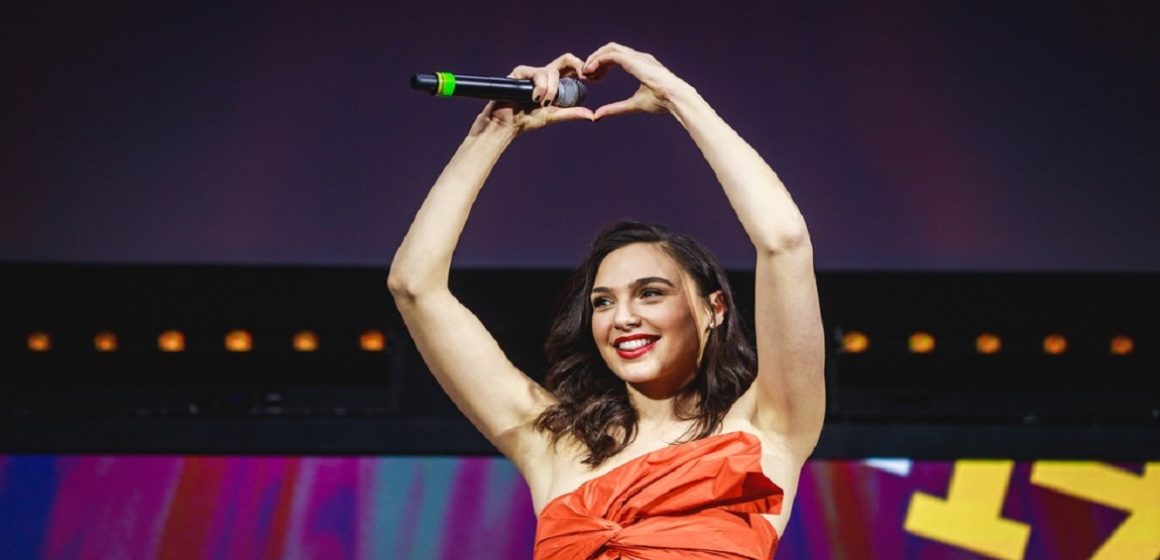 Gal Gadot, estrela de ‘Mulher Maravilha’, é criticada após pedir união de Israel e vizinhos em meio a conflitos com palestinos