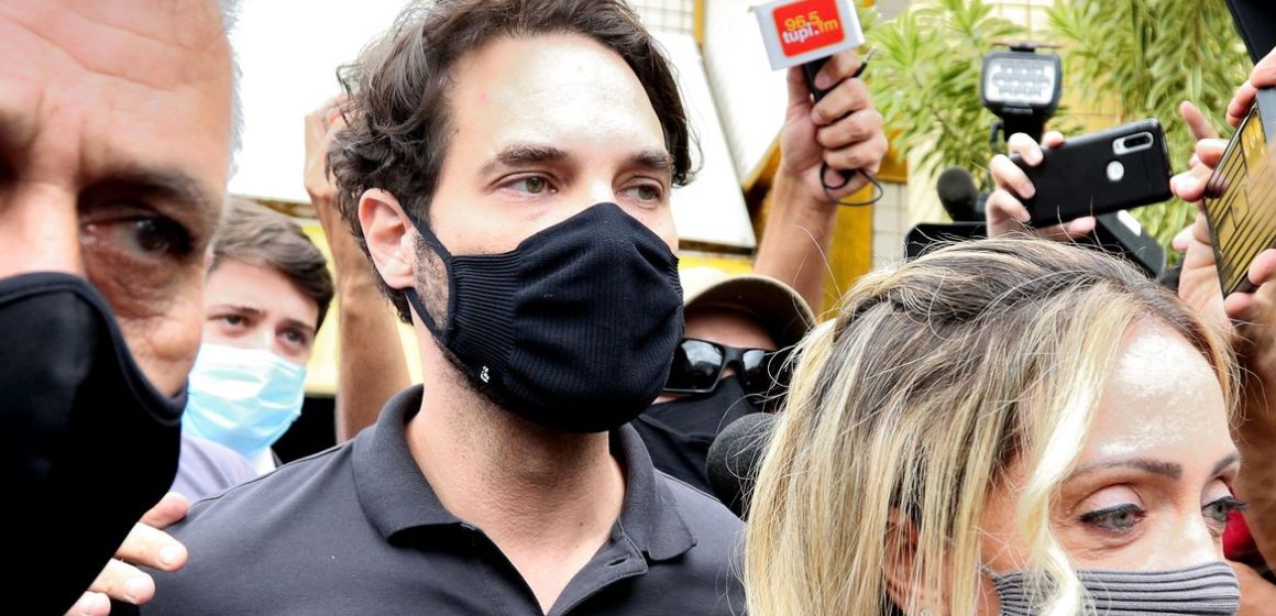 Polícia indicia Dr. Jairinho e Monique pela morte de Henry
