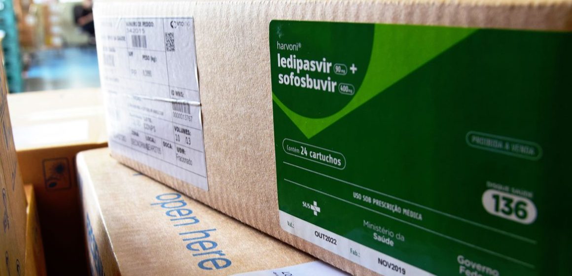 MP reinstitui dispensa de licitação para compras relacionadas à covid