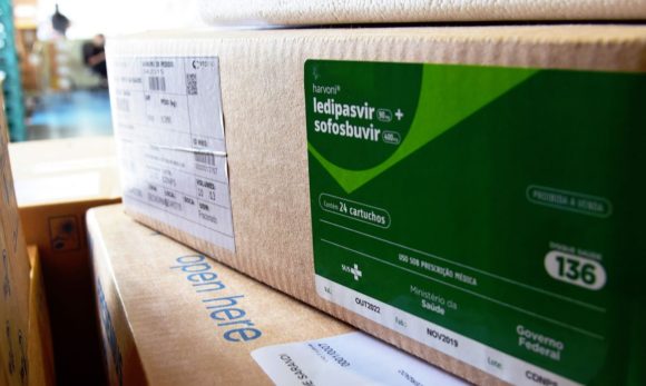 MP reinstitui dispensa de licitação para compras relacionadas à covid