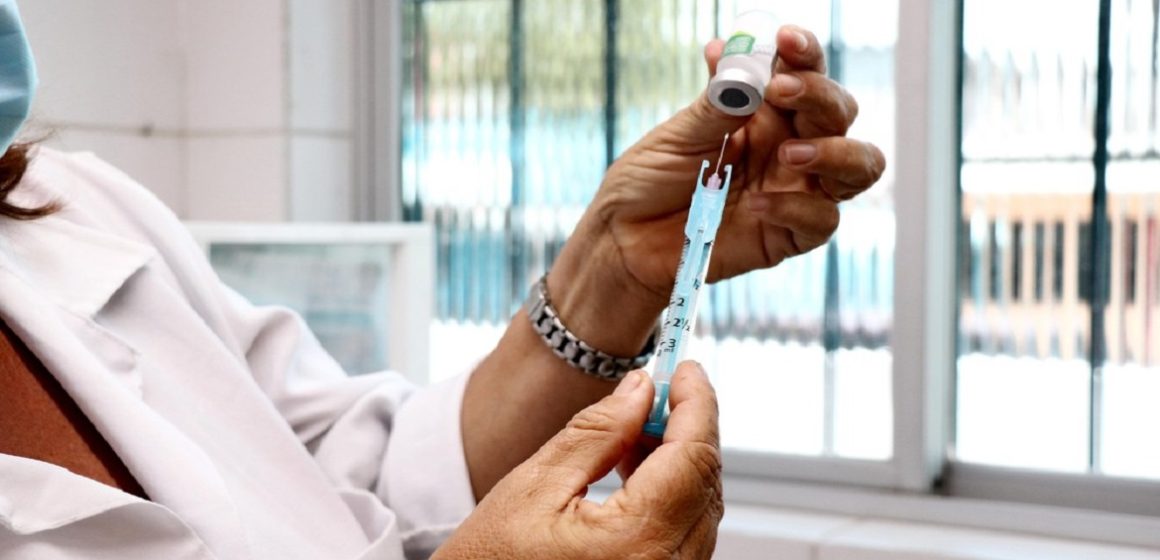 Polícia do Rio prende médico e dono de clínica por vender atestados de comorbidade falsos para vacinas de Covid