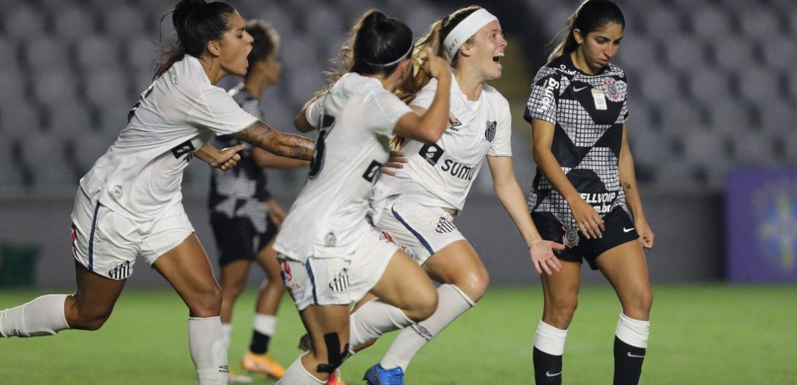 Santos supera Corinthians no Brasileiro de Futebol Feminino