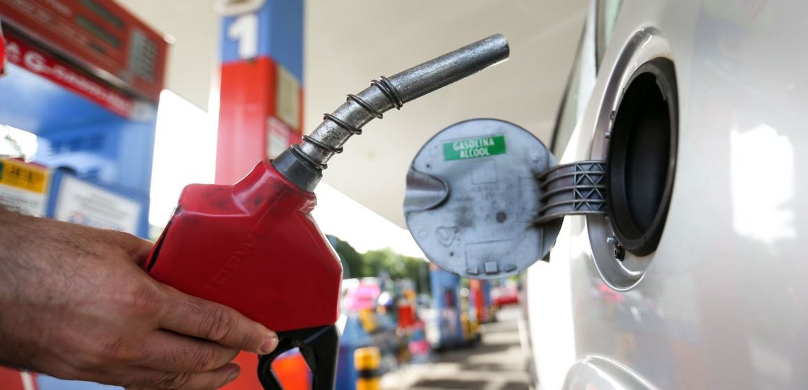 Em um ano, gasolina paraense sofre reajuste de 43,00%