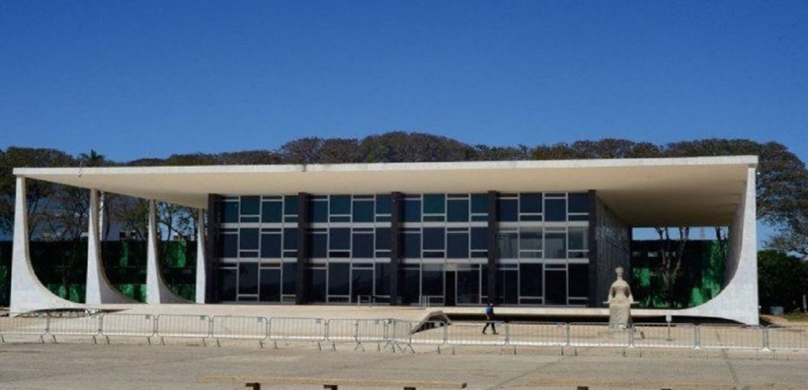 Cidadania e PSB desistem de ações no STF contra ‘tratoraço’