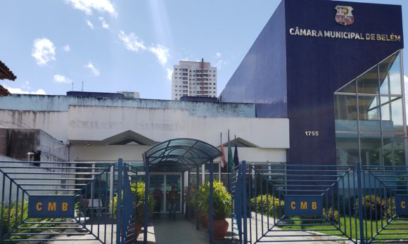 Vereadores de Belém aprovam projeto de lei que considera cultos em igrejas e templos como atividade essencial