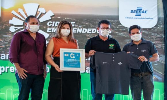Prefeitura e Sebrae assinam contrato para realização do programa cidade empreendedora em Barcarena