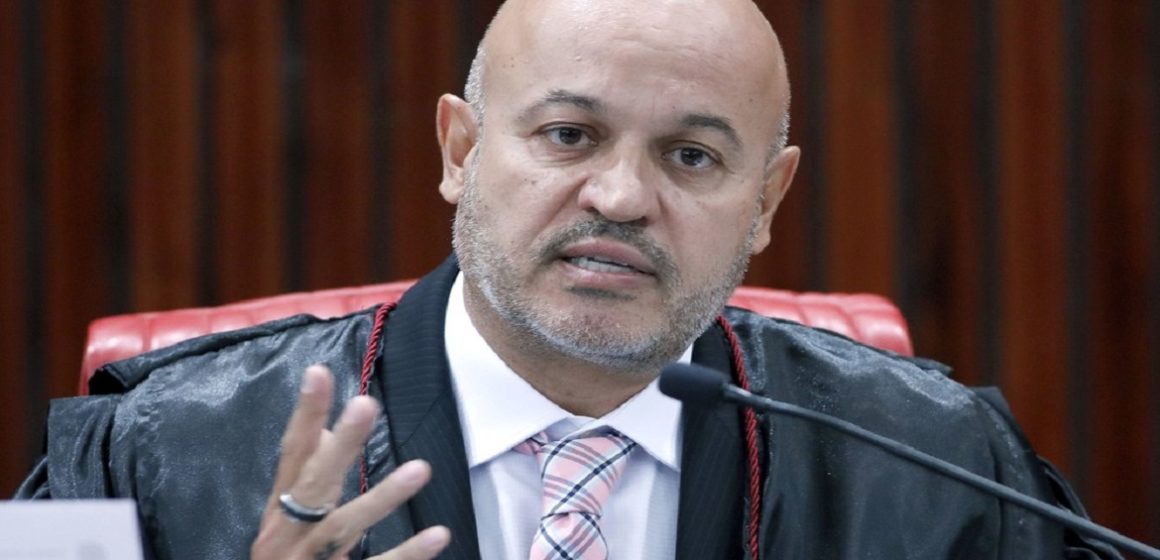 Vice de Augusto Aras na área eleitoral deixa o cargo