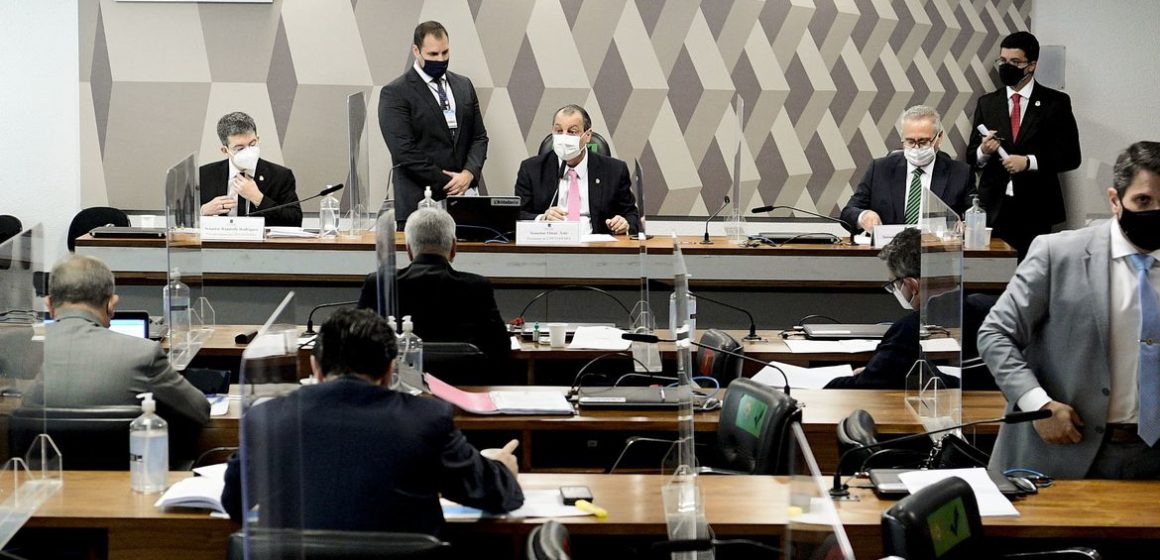 CPI convoca deputado Ricardo Barros e ex-diretor da Saúde