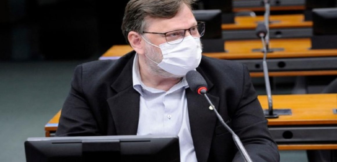 Proposta de Paulo Bengtson altera imposto de renda para títulos de pensão alimentícia