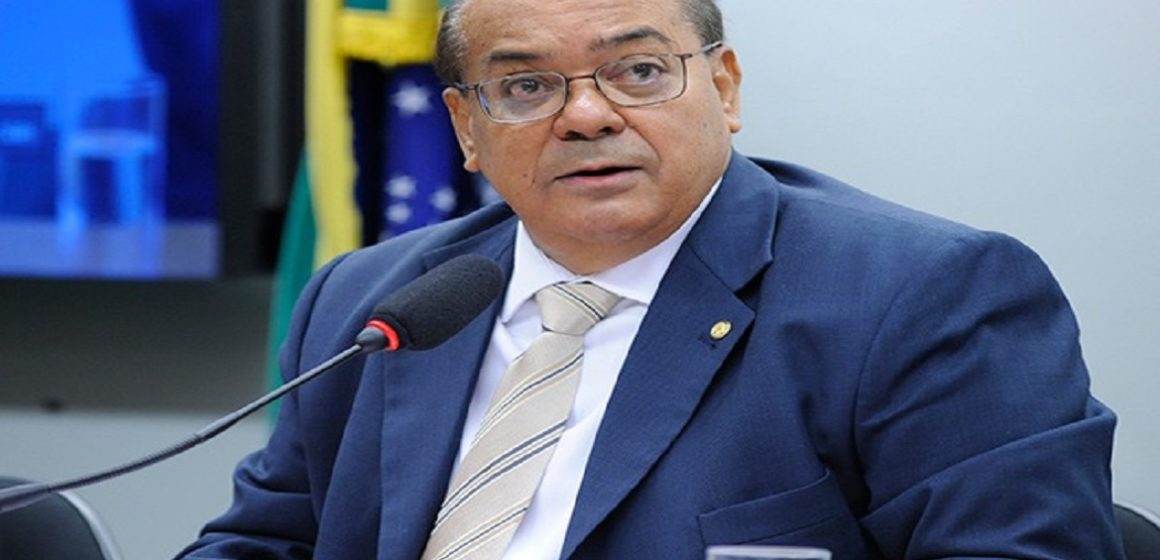 Deputado Nilson Pinto resolve responder a fake news: Jatene, Pioneiro, o jantar que não existiu e a ficha limpa