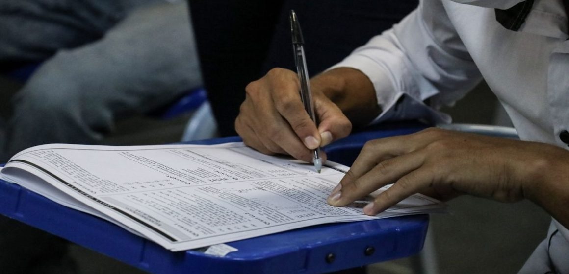 8685_7b9d3330-680b-f1b4-d525-2cd54b3a40cc Mais de 30 mil candidatos farão prova para o cargo de delegado da Polícia Civil