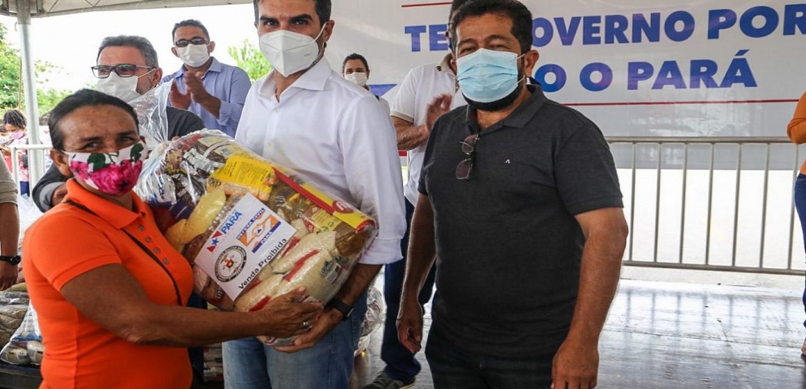 8700_6fb7659b-8446-b3de-fbb5-0548c6918837 Helder entrega para Monte Alegre obras de urbanização e cestas básicas para famílias atingidas pelas cheias