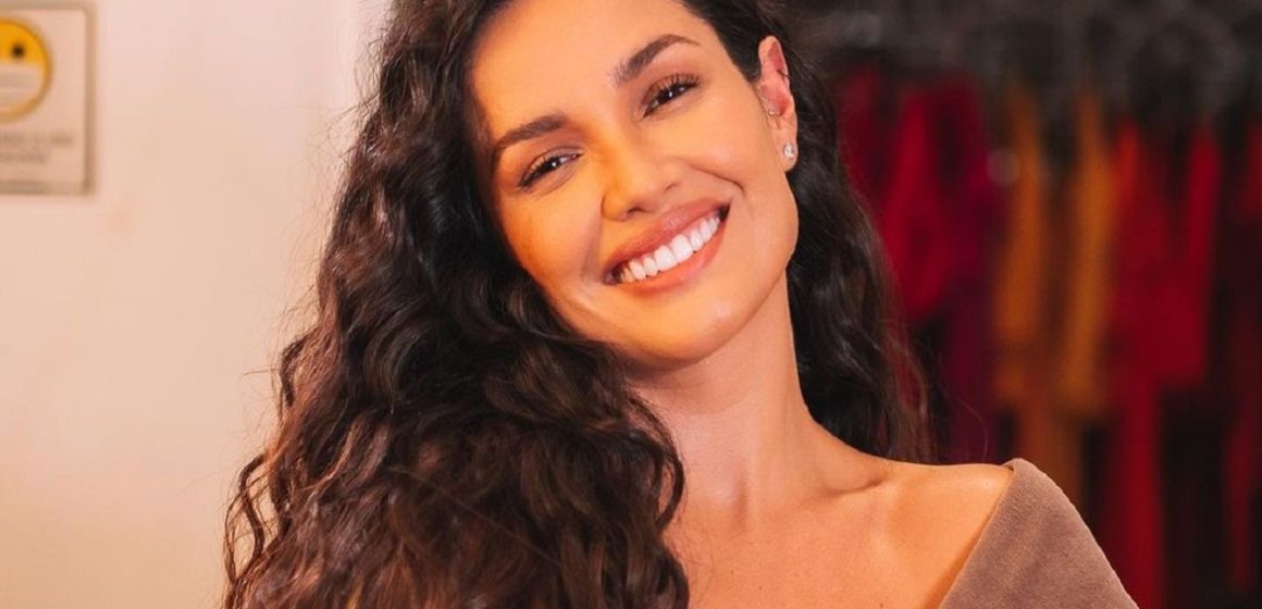 Juliette assina contrato com a Globo e vai anunciar projetos na próxima semana