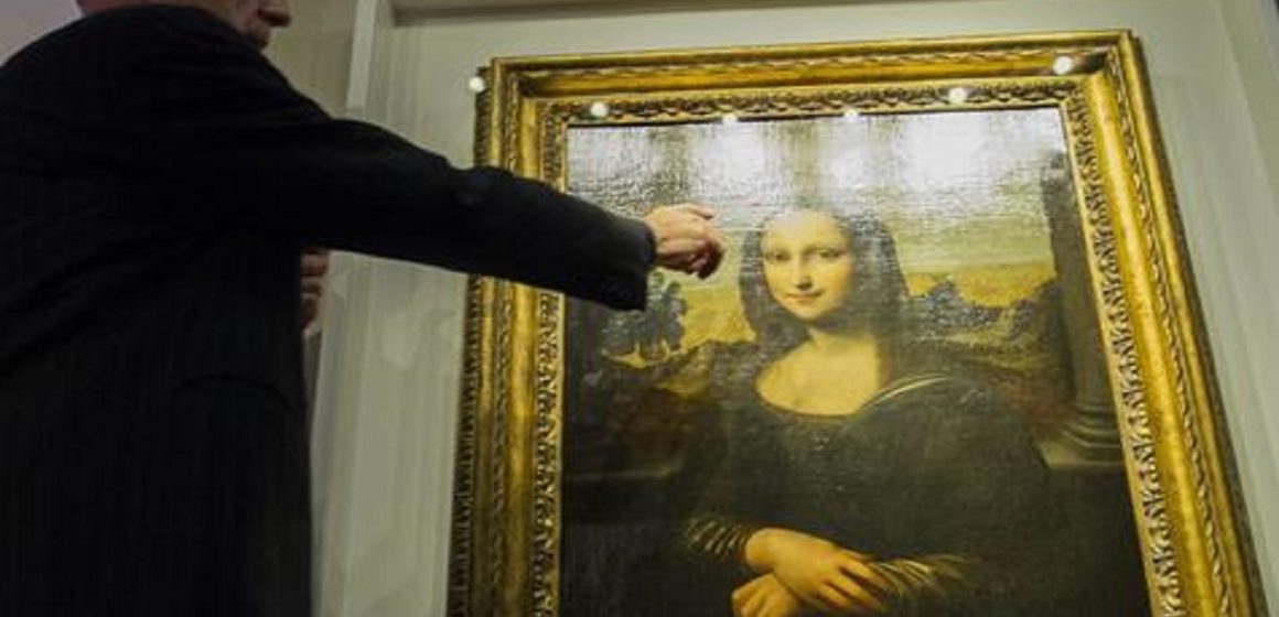 Earlier version of Mona Lisa presented Vendida por € 2,9 milhões em leilão em Paris a réplica da Mona Lisa
