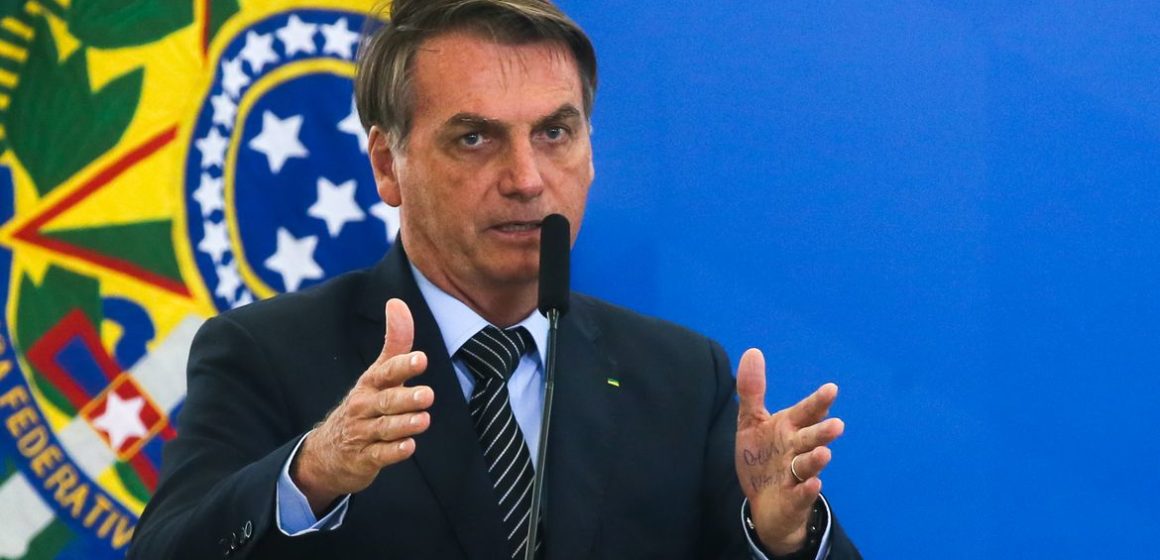 Aprovação do governo Bolsonaro cai para 23% e reprovação sobe para 50%, aponta pesquisa Ipec