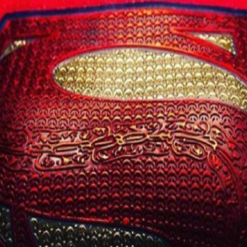 farda_NCy2Gt9 The Flash: Supergirl aparece no ar em imagens do set do filme