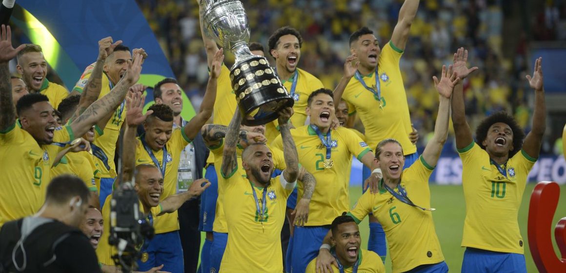 Brasil é campeão da Copa América Brasil deveria reconsiderar sediar Copa América se não pode administrar os riscos, diz OMS