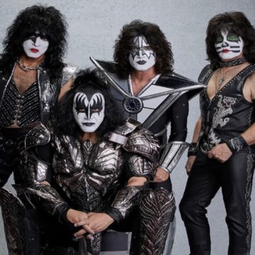 KISS pode continuar sem integrantes originais, diz Paul Stanley