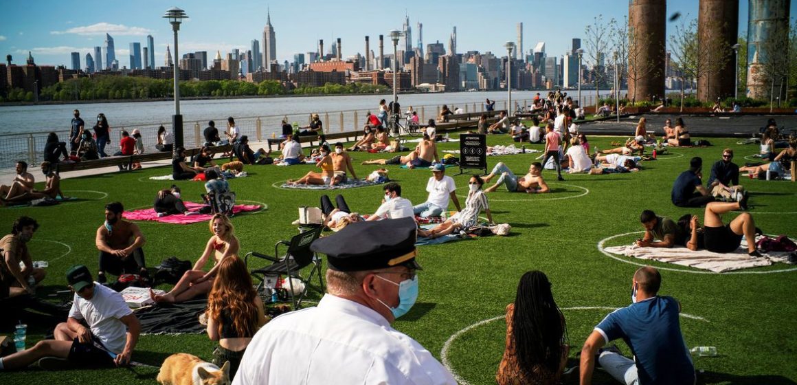 nova_yorkdomino_park_brooklyndistancia_social_1605200341 Últimas restrições contra covid-19 são suspensas pelo governador de Nova York