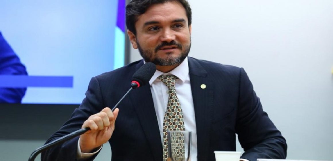 sabino Celso Sabino vota a favor de projetos para a agricultura e cultura brasileira