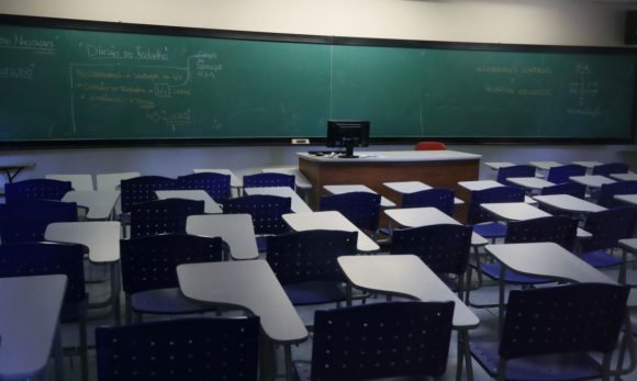 Santarém: decreto estabelece retorno das aulas presenciais para 2 de agosto