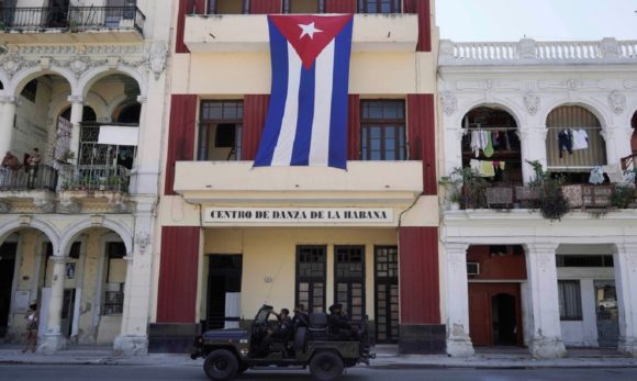 EUA sancionam ministro de Defesa e brigada de Cuba por repressão a manifestantes